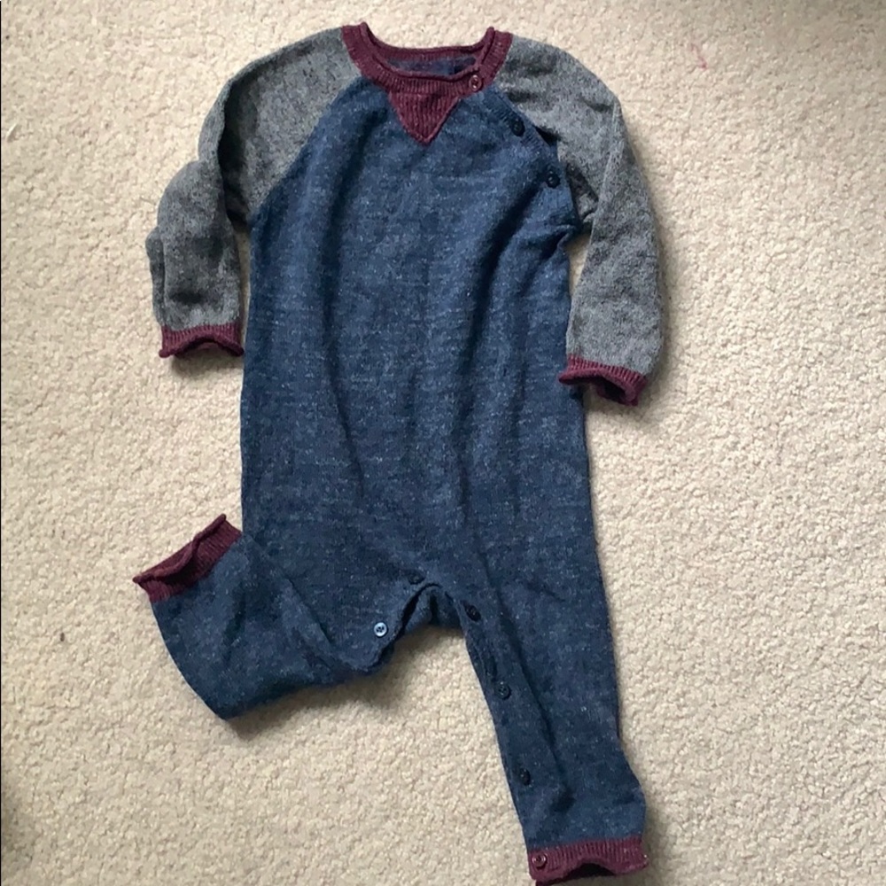 EUC Baby gap romper